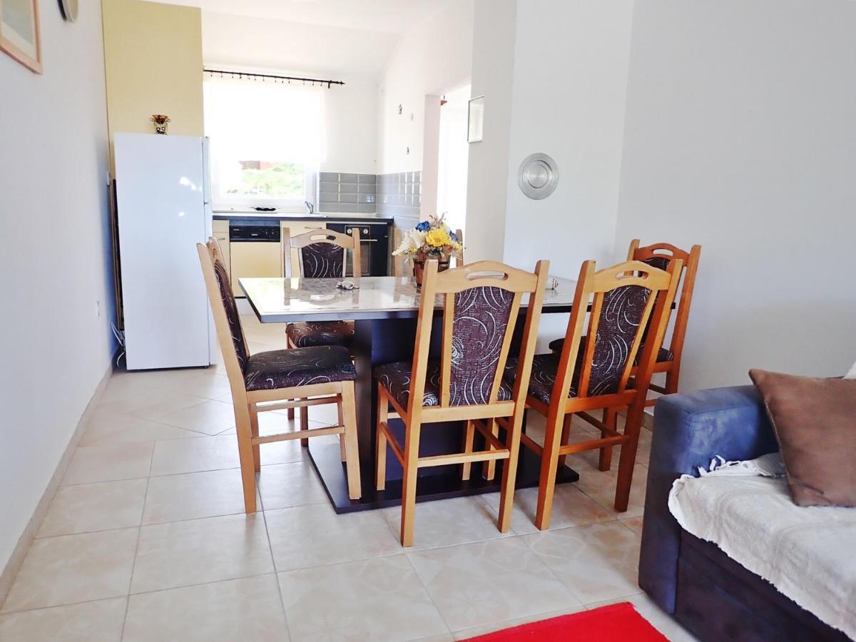 Apartment Maca สตารีกราด-ปาเคลนีซา ภายนอก รูปภาพ