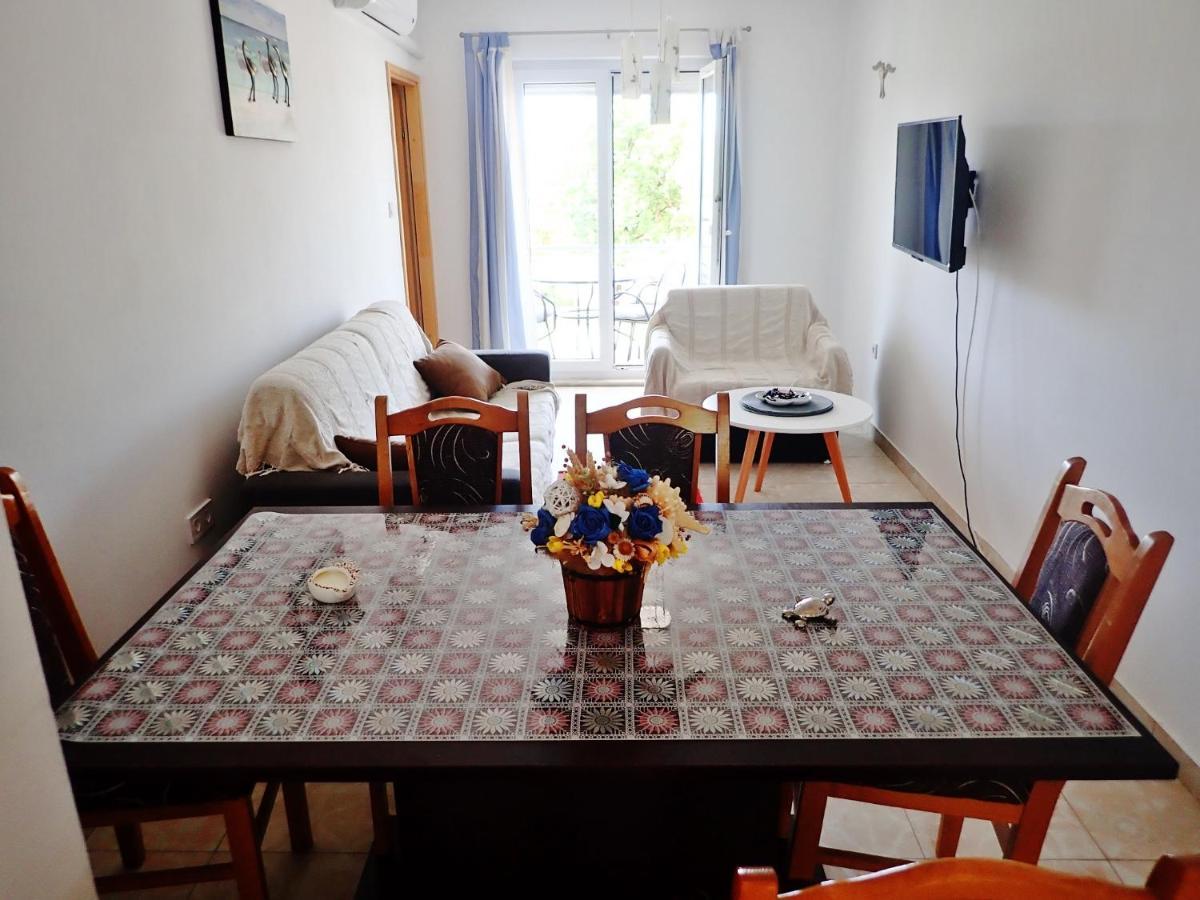 Apartment Maca สตารีกราด-ปาเคลนีซา ภายนอก รูปภาพ